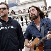 Russell Crowe & Alan Doyle