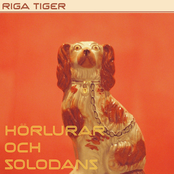 Hörlurar och solodans