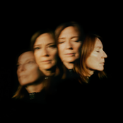 Beth Gibbons: Floating On A Moment