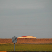 nunca más saldré a fumar sin cerrar la puerta