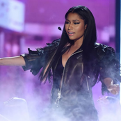 The Night Is Still Young, Hey Mama (Live at the Billboard Music Awards)