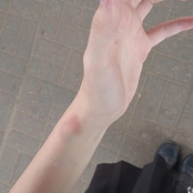 я целую соль и твои белые губы