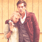 Sam Palladio & Clare Bowen