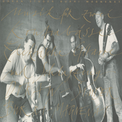 Musik für zwei Kontrabässe, elektrische Gitarre und Schlagzeug