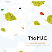 … el viento los amontona