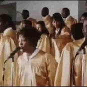 rose stone with the venice four and the abbot kinney lighthouse choir