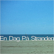 En Dag På Stranden - Single