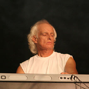 tony kaye