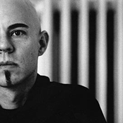 Nik Bärtsch photo provided by Last.fm