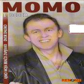 Ajmo moja braco zapjevati, Dvor daleko