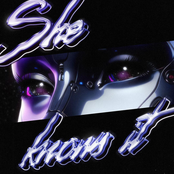 She Knows It - Single