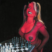 Self Destruct (feat. Wuki)