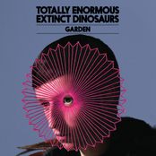 Totally Enormous Extinct Dinosaurs: Garden