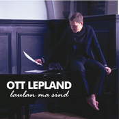 Leian Tee by Ott Lepland