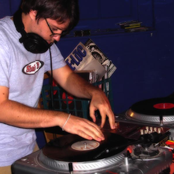 Dj Dq