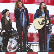 connie britton, lennon stella & maisy stella