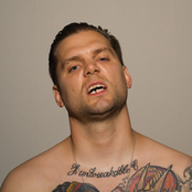 Cold World / War Hungry split