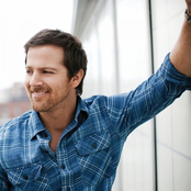 Kip Moore: Somethin' 'Bout A Truck
