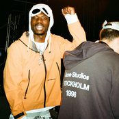 Fón Póca (feat. Travy) [MUCKANIKS Remix]