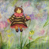 gingerbee: Petal Dance