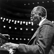 hank jones