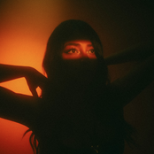 Avara: runnin'round / flawless