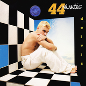 44 minutės