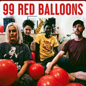 99 Red Balloons
