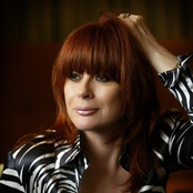 chrissy amphlett