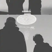 Mwynhau / Ofni Braidd