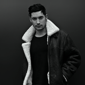 Dax J