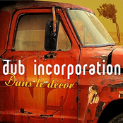 Dub Inc.: Dans le décor