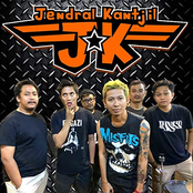 Bertahan Plus Hidden Track