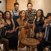 Amor y Deudas (En Vivio)