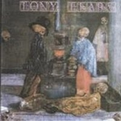 Fears And Sensations In The Claustrophobic Mirror