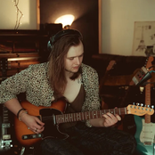 Redbone (Radio Edit)