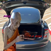 POV: SUA EX TA MORTA NO SEU PORTA-MALAS