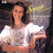 Das Erste Herz an Herz Gefühl