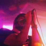 Synths, Distorção, Caos & Bootlegs: Ao Vivo Na Juventude Depressiva (16 Jun 2018)