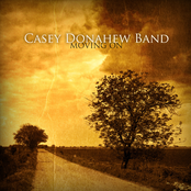 Casey Donahew Band: Moving On