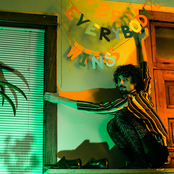 Everybody Wins - Single