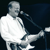 Albert Cummings photo provided by Last.fm