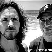 Eddie Vedder & Stone Gossard