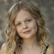 Emily Alyn Lind