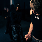 Mitä vaan / Syytä tätä iltaa