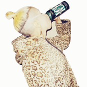 ＳＰＥＣＩＡＬ ＦＬＥＳＨ