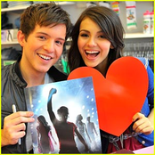 simon curtis & victoria justice