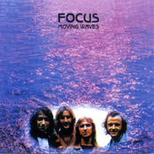 Moving Waves by Focus