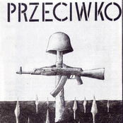 Przeciwko