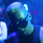 She Loves Boon: star